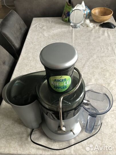 Соковыжималка Bork JU CUP 21085 WT (S510)