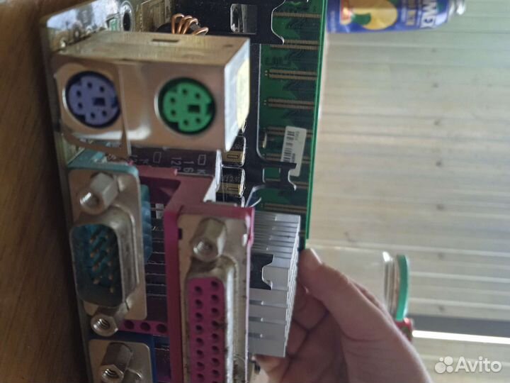 Материнская плата