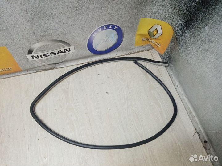 Уплотнитель зад проема двери Geely MK Лев