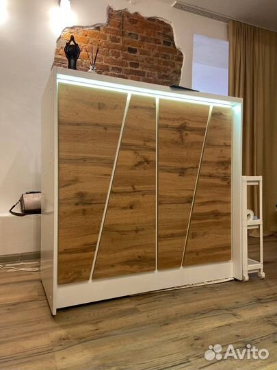 Ресепшн Лион от производителя