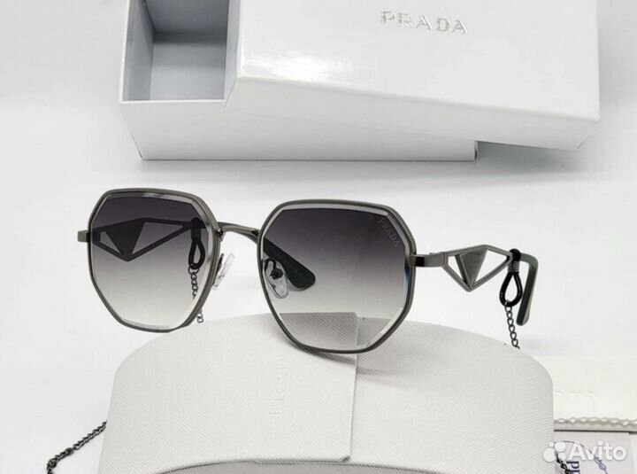 Солнцезащитные очки женские