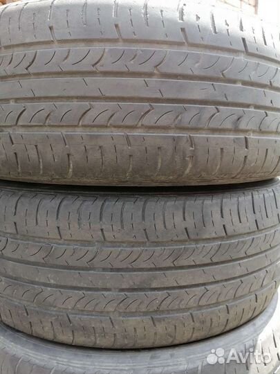 Roadstone CP 672 225/55 R18