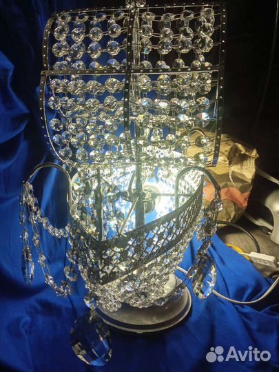 Лампа настольная