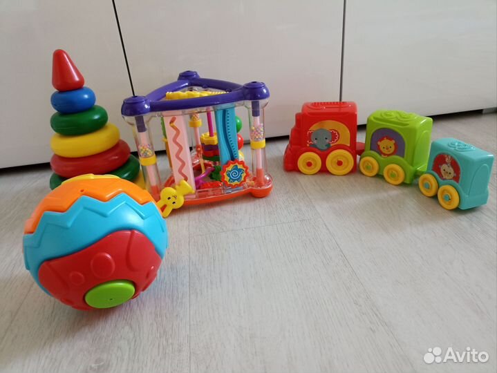 Развивающие игрушки пакетом