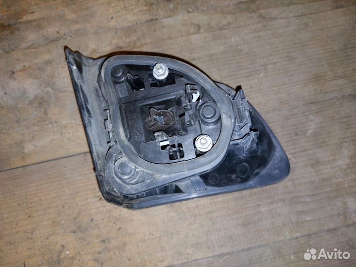 Фонарь задний Peugeot 406 универсал оригинал