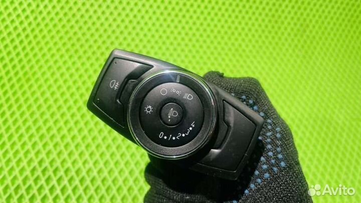 Блок управления светом Ford Focus 3 1.6 iqdb 2013