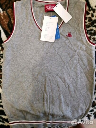 Жилет школьный для мальчика новый