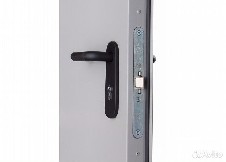 Противопожарная дверь