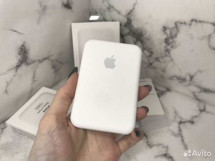Павербанк для айфона Apple MagSafe Battery Pack