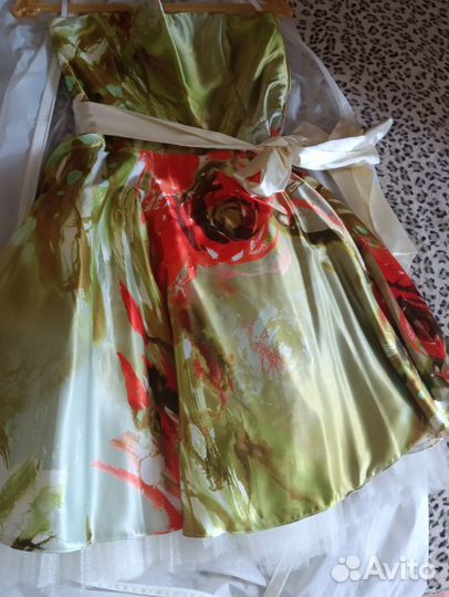 Платье для девочки на выпускной 44 размер