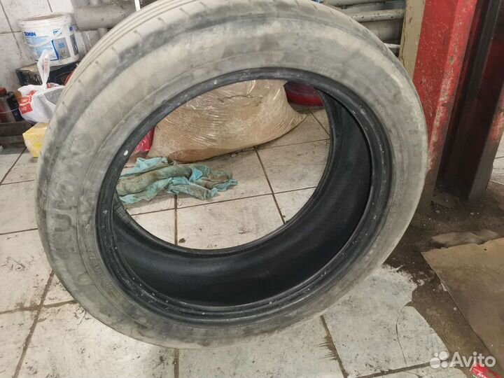 Kumho Ecsta HS51 215/50 R17