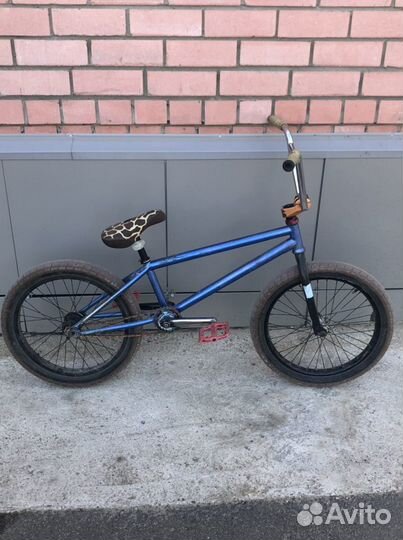 Трюковой велосипед BMX