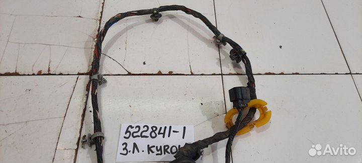 Электропроводка двери задняя левая