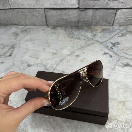 Очки Versace солнцезащитные