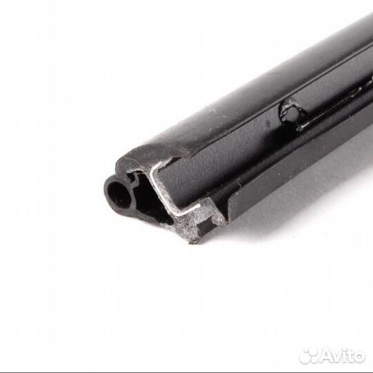 51317182004 BMW Щиток лобового стекла