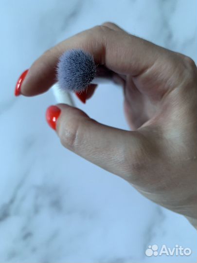 Кисть real techniques новая