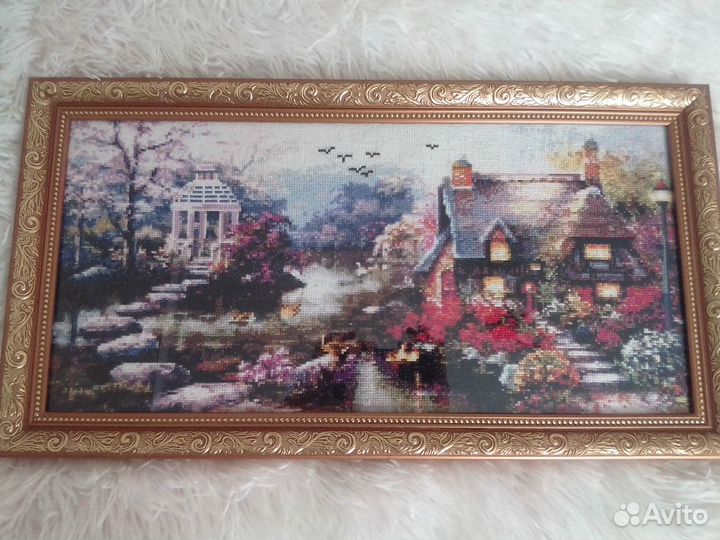 Картина вышитая крестиком
