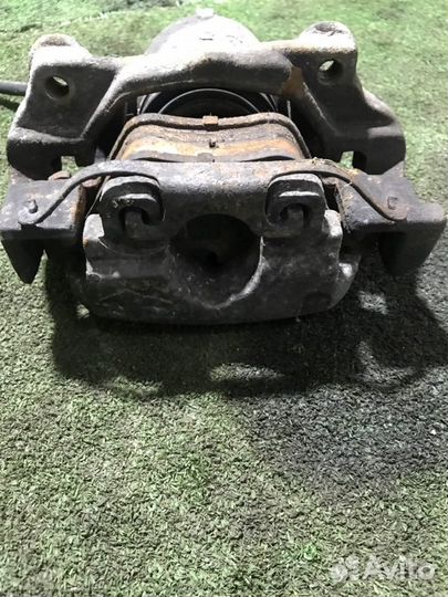 Суппорт передний правый Bmw 5-Series E39 M52B20 1