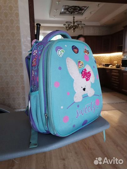 Портфель школьный. Жесткая ортопедическая спинка