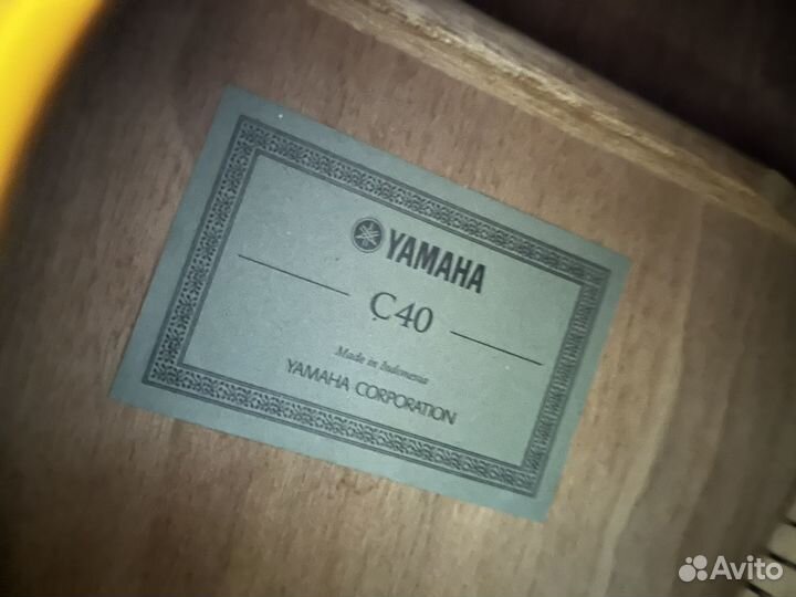 Гитара yamaha C40