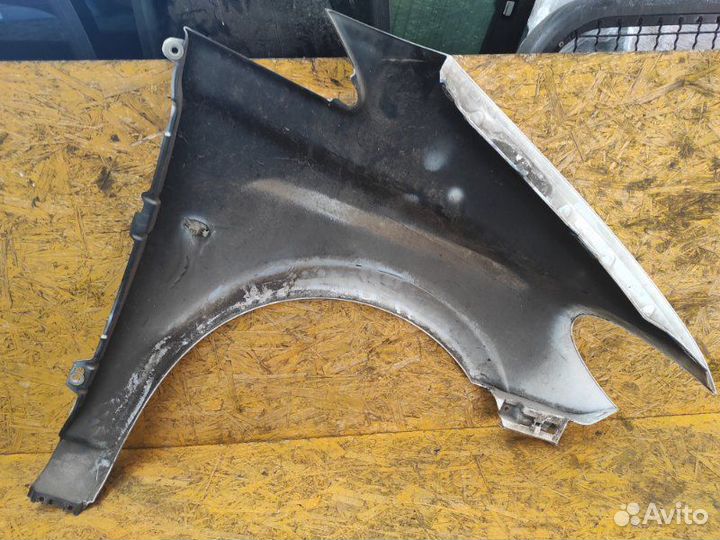 Крыло для левое Mercedes Vito W639 2.2 OM646 2005