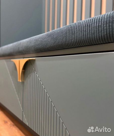 Шкаф от производителя R 589