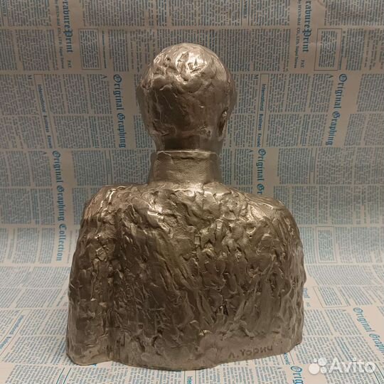 Бюст Лермонтова Торич