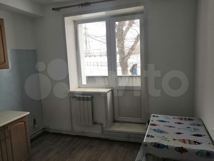 2-к. квартира, 40 м², 1/3 эт.
