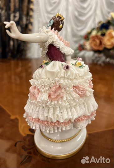 Фарфоровые статуэтки кружевницы балерины Германия