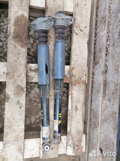 Амортизатор задний Skoda Octavia III (A7)