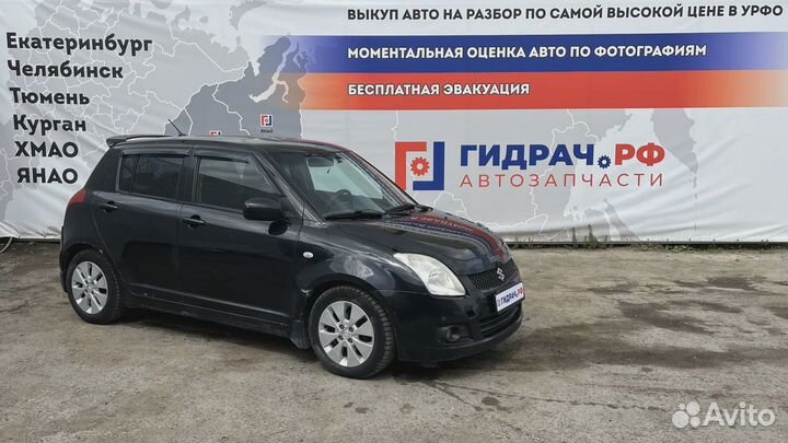 Рамка магнитолы Suzuki Swift (RS) 73821-63J10-P4Z