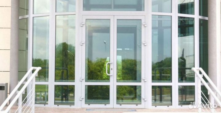 Дверь пластиковая