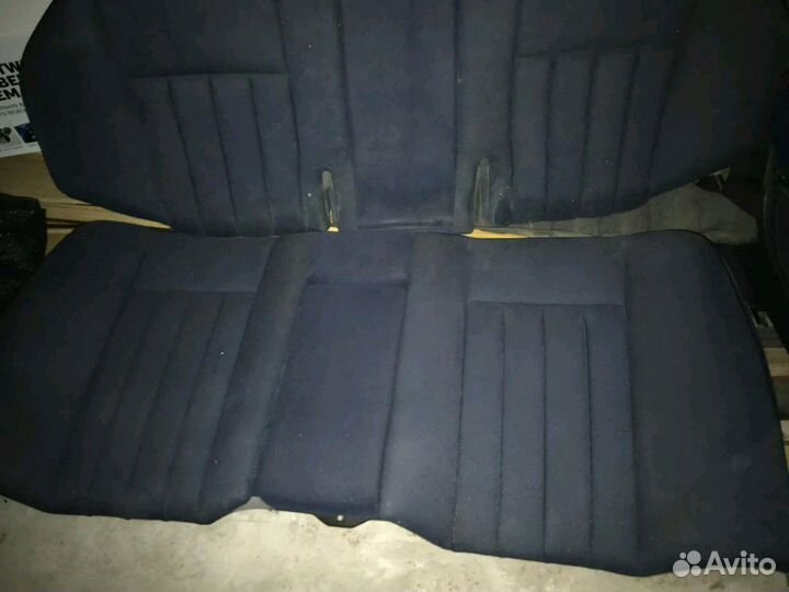 Продам элементы салона на Мерседес w124