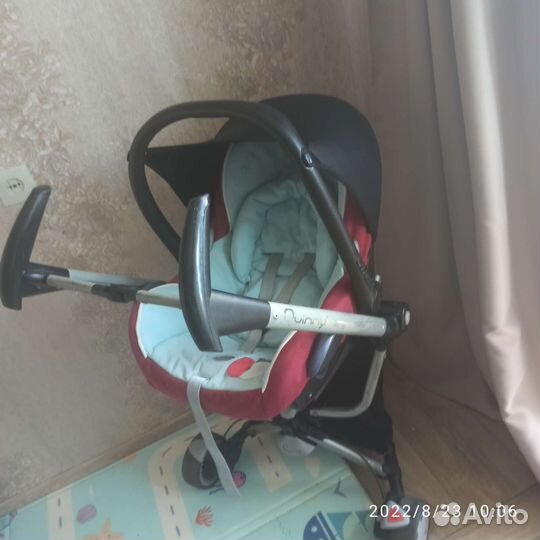 Коляска автокресло. Автолюлька на колесах