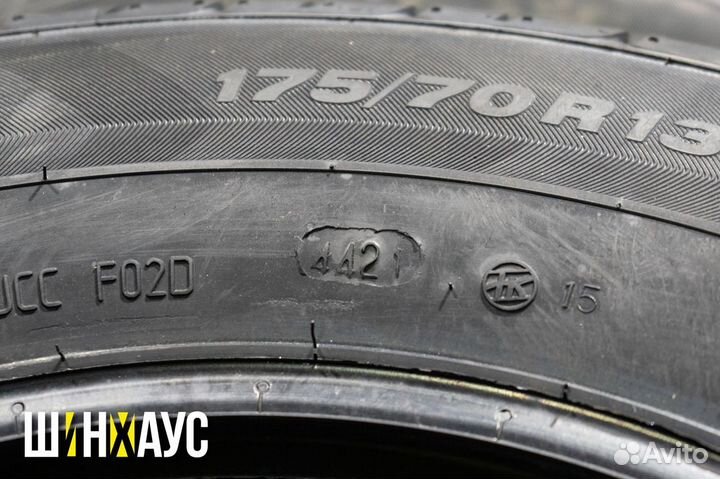 Viatti Strada Asimmetrico V-130 175/70 R13 82H