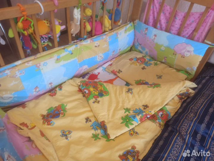 Бортики в кроватку