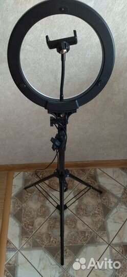 Кольцевая лампа 26 см