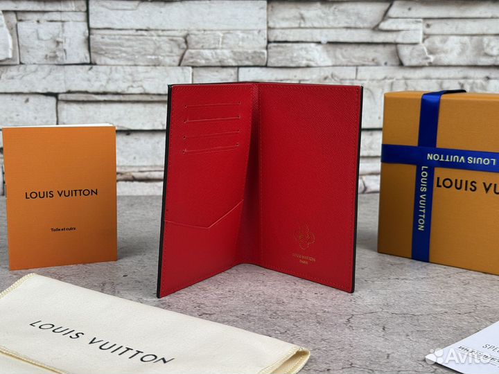 Обложка на паспорт Louis Vuitton