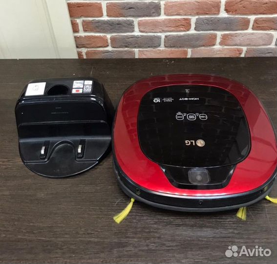 Робот-пылесос LG VRF6043LR