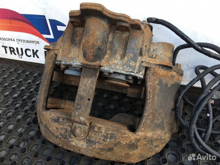 Суппорт левый