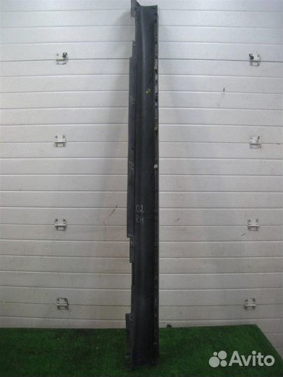 Накладка порога правого наружная Toyota Corolla V