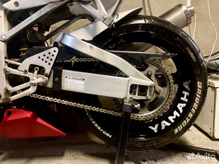 Yamaha R6