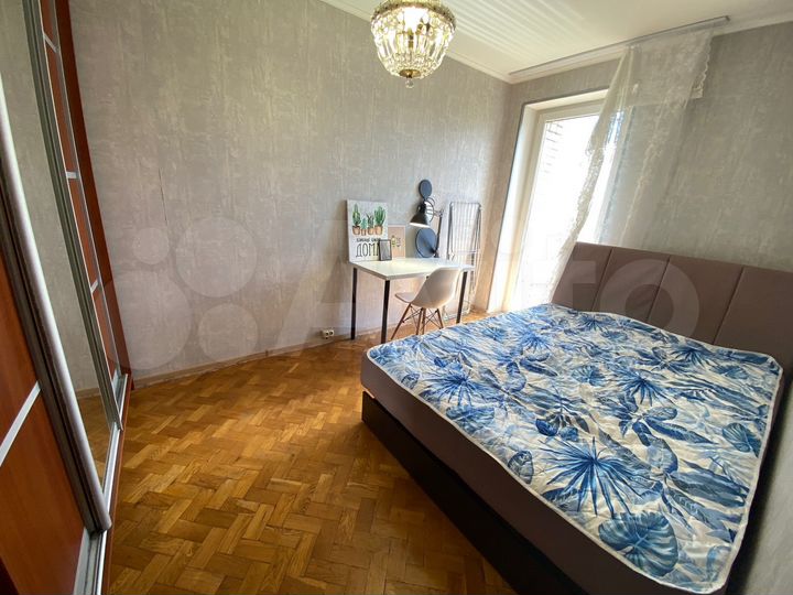 Комната 15 м² в 3-к., 8/17 эт.