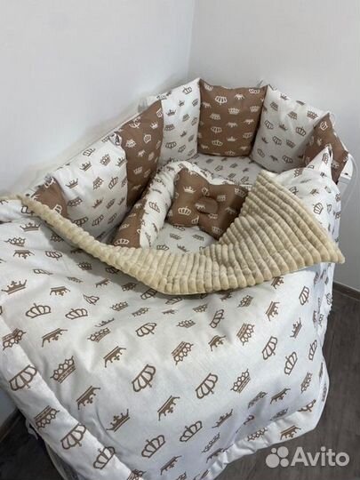 Кокон для малыша+подушки в кроватку