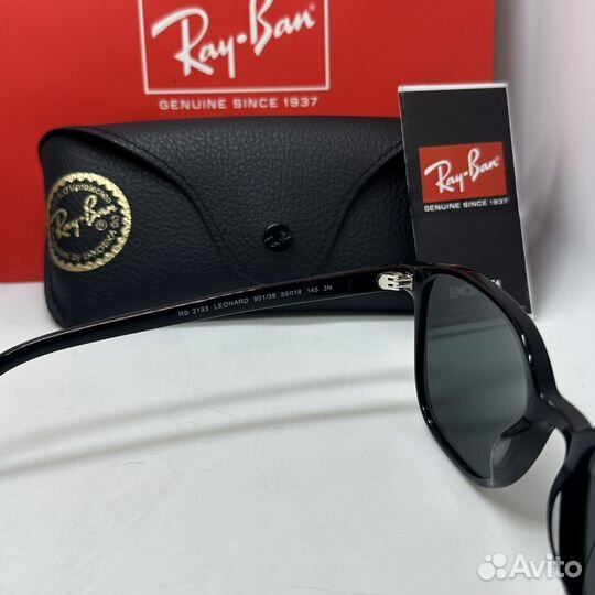 Солнцезащитные очки Ray Ban