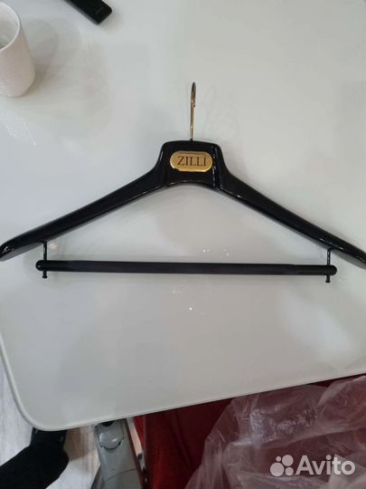Вешалка zilli