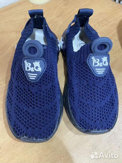 Кроссовки детские