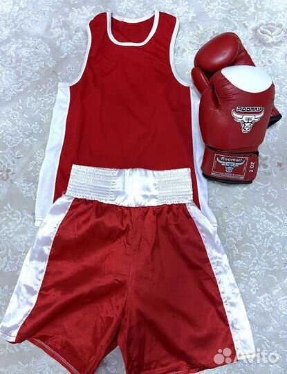 Форма для бокса + боксерские перчатки