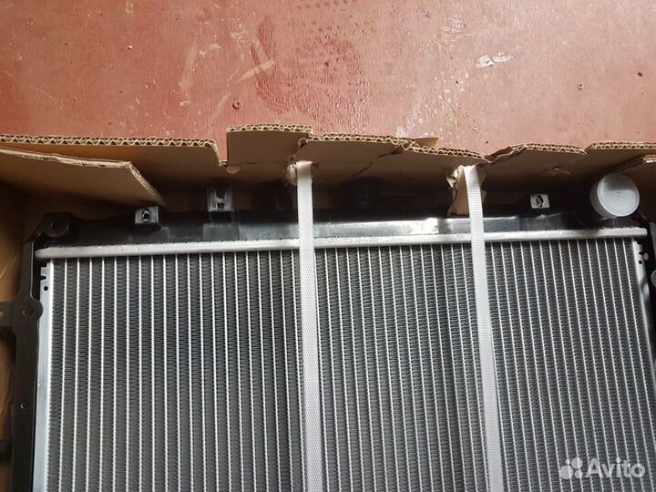 Радиатор основной на mazda bongo SK82 F8