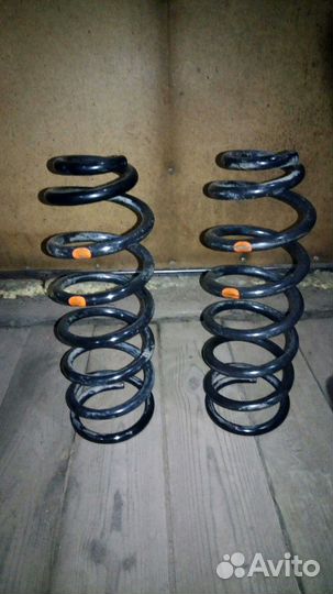 Пружины для стоек